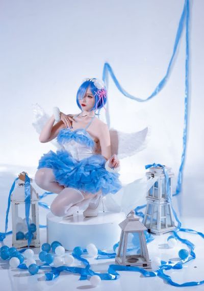 久久精品免费人妻少妇自慰_日本电影视频网址大全